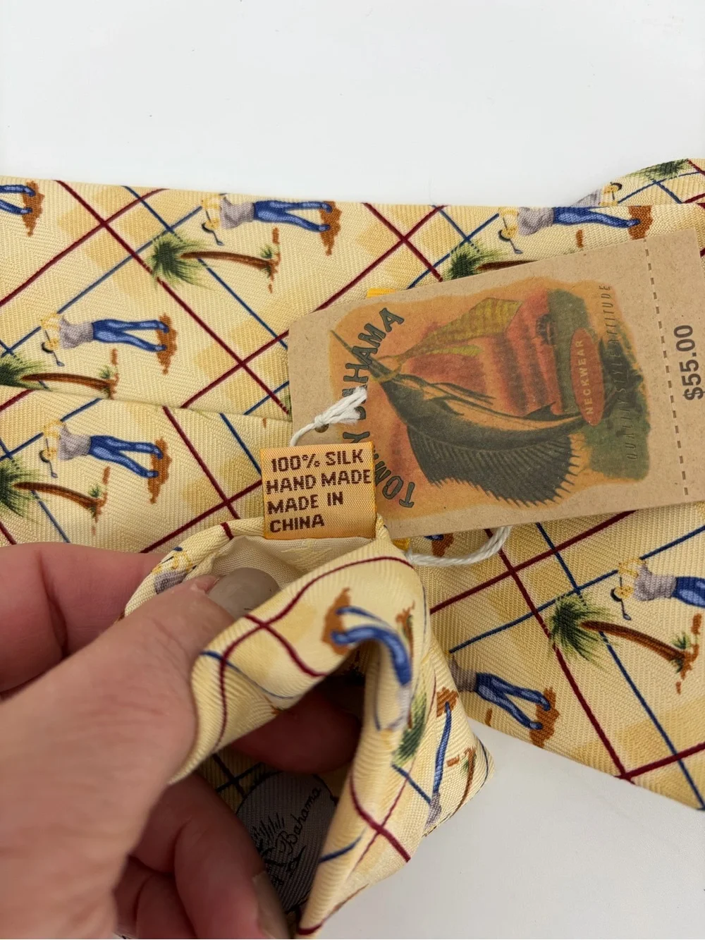Tommy Bahama Men's Yellow Palm Tree & Golfer Pattern Neck Tie 100%‎ Silk NWT